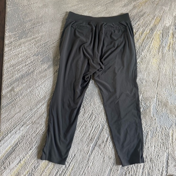 Athleta Brooklyn Mid Rise Ankle Pants gray slim leg taper athletic 12 - Picture 6 of 10